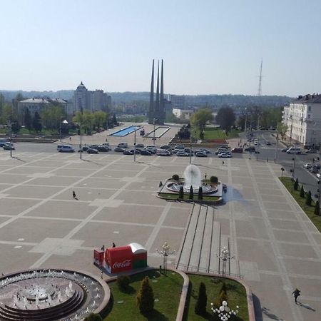 Апартаменты На площади Победы, Московский проспект, 8 Витебск Экстерьер фото